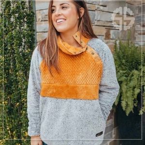Simply Southern fleece—size small